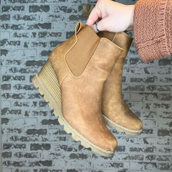Universal thread | women heeled wedge booties - Picture 1 of 8